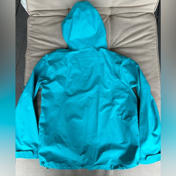 Girls LL Bean raincoat - Picture 4 of 4